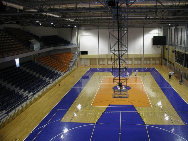 Basketbalová konštrukcia sklopná pod strop DOR-SPORT do celk. výšky 12 m 