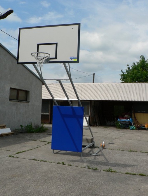 Basketbalová konštrukcia DOR-SPORT, mobilná, pevná, doska 1800x1050 mm